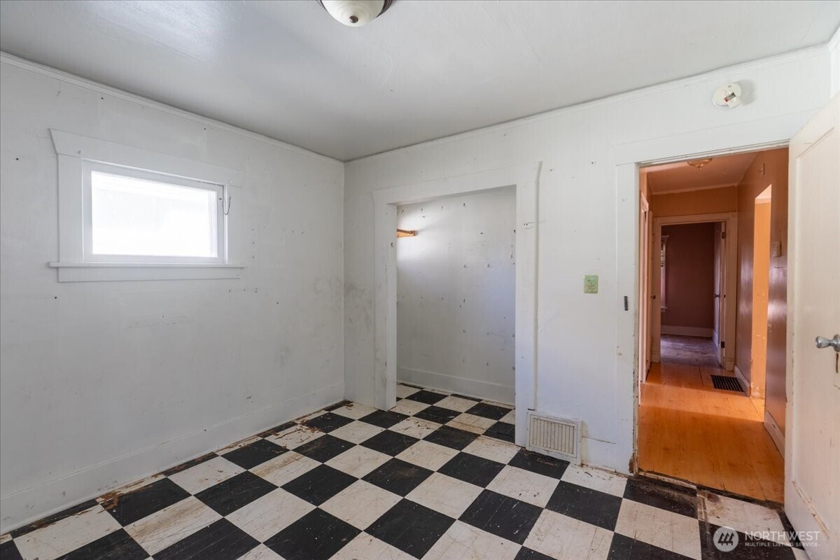 5221 S Park Avenue , Tacoma, WA 98408