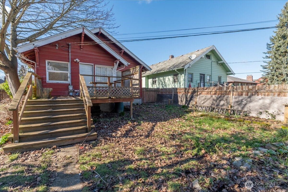 5221 S Park Avenue , Tacoma, WA 98408