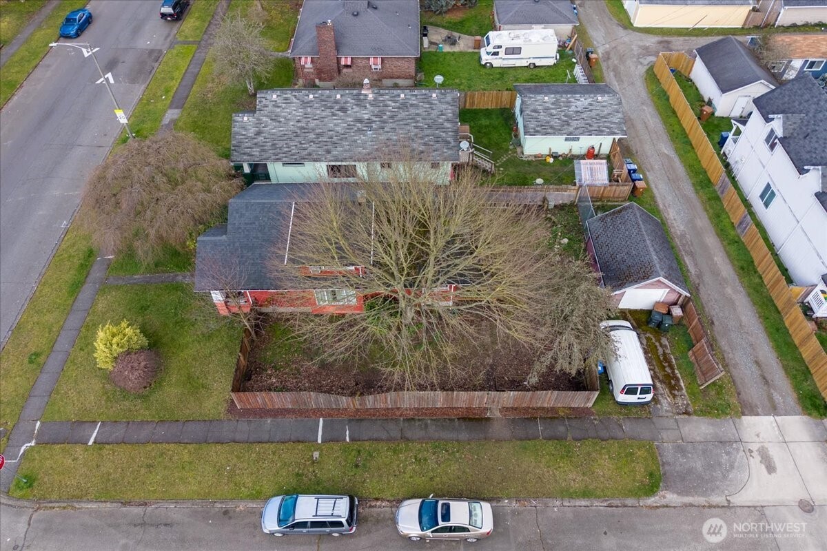 5221 S Park Avenue , Tacoma, WA 98408
