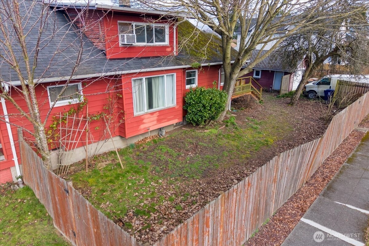 5221 S Park Avenue , Tacoma, WA 98408