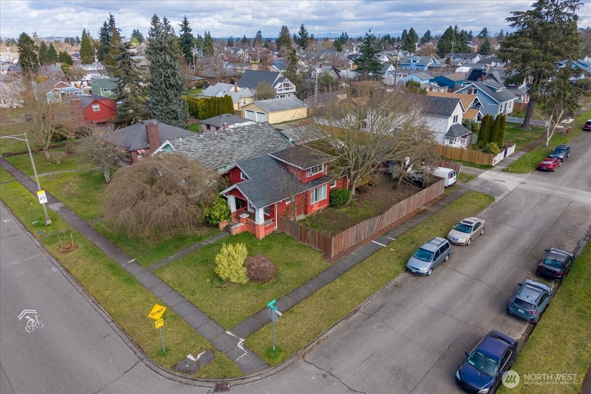 5221 S Park Avenue , Tacoma, WA 98408