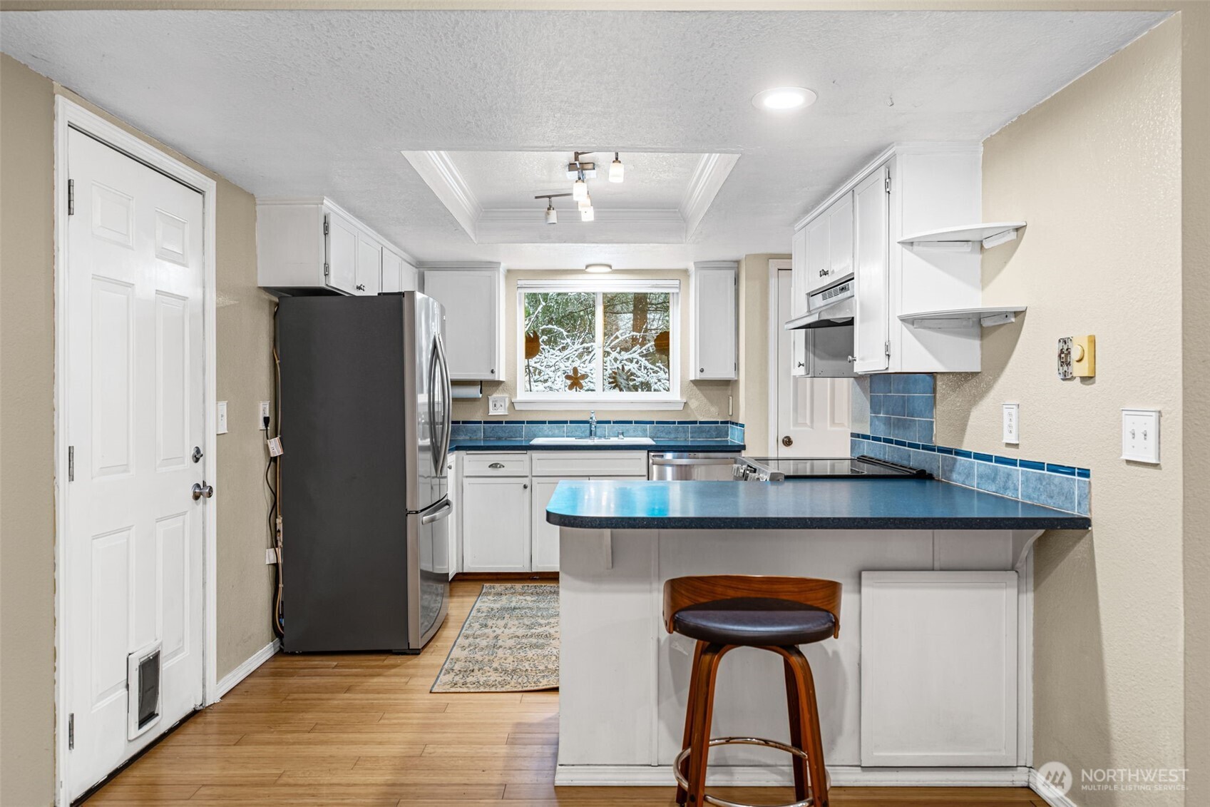 805 Island Boulevard , Fox Island, WA 98333