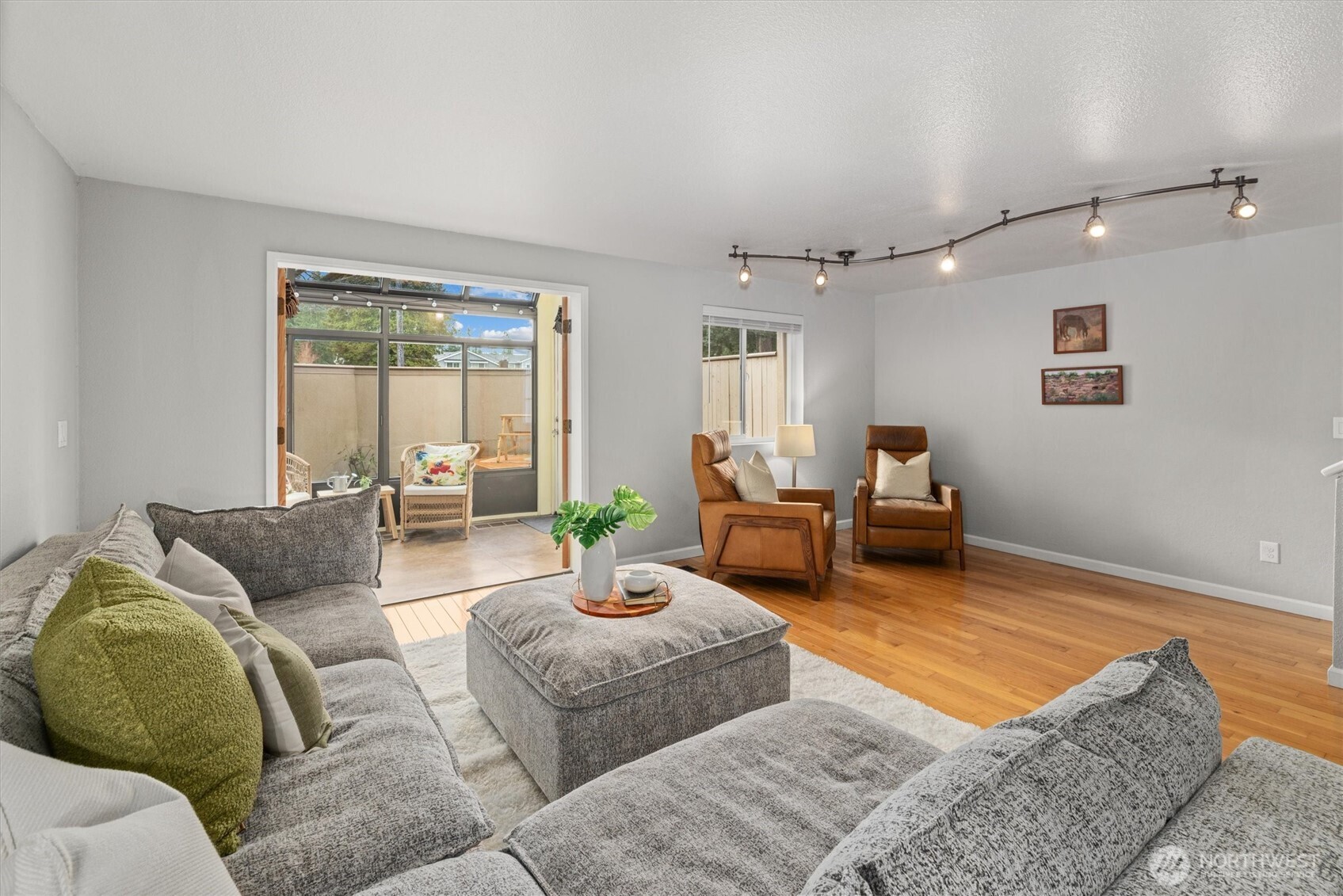 8225 212th Street SW #304, Edmonds, WA 98026