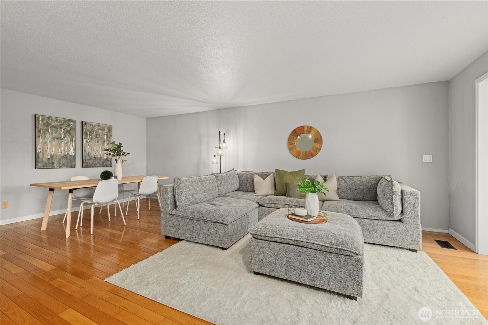 8225 212th Street SW #304, Edmonds, WA 98026