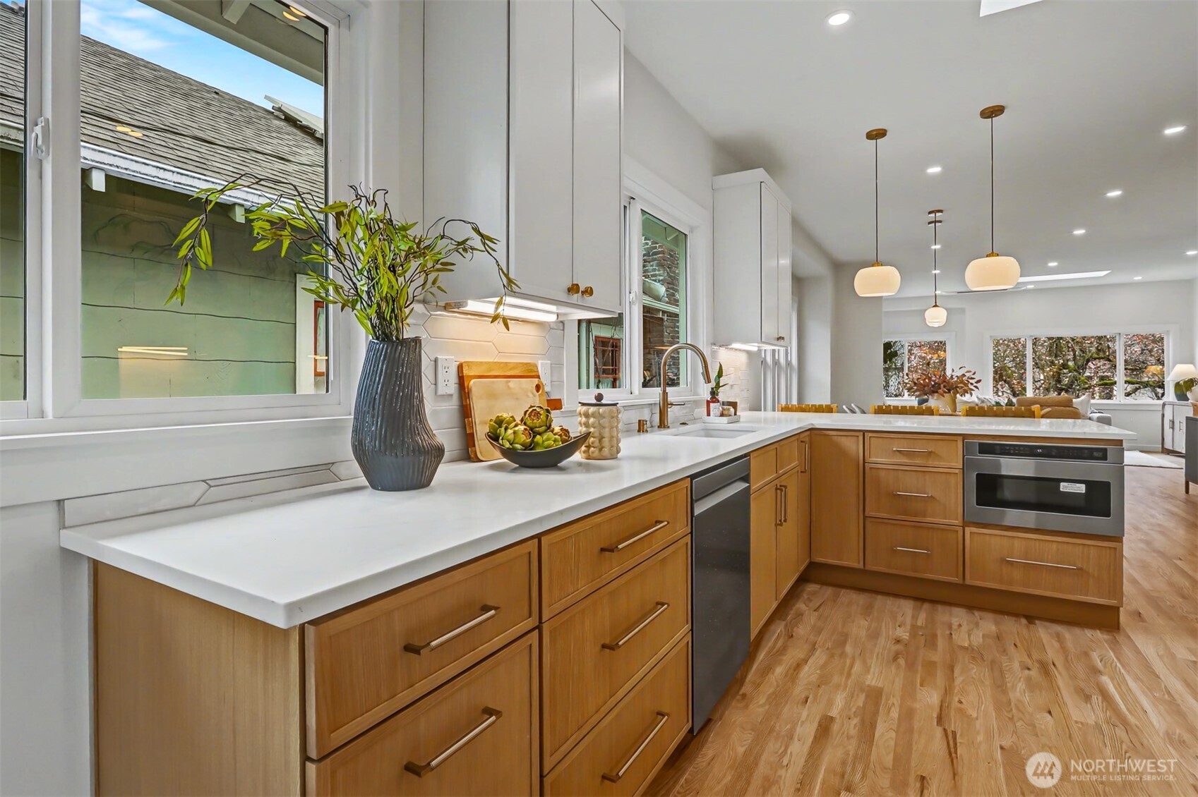 604 N 44th Street , Seattle, WA 98103