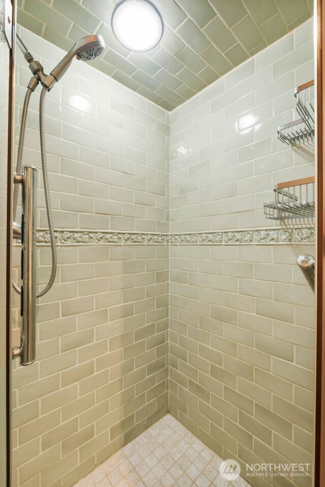 2220 126th Avenue E, Edgewood, WA 98372