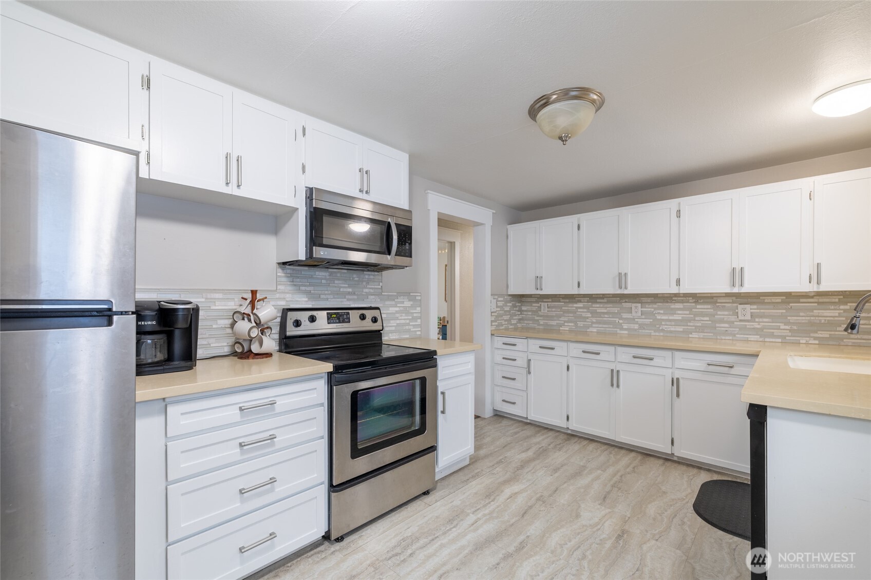 2026 28th Avenue , Longview, WA 98632