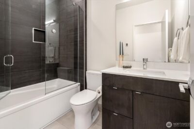 551 28th Avenue , Seattle, WA 98122 - Photo 14