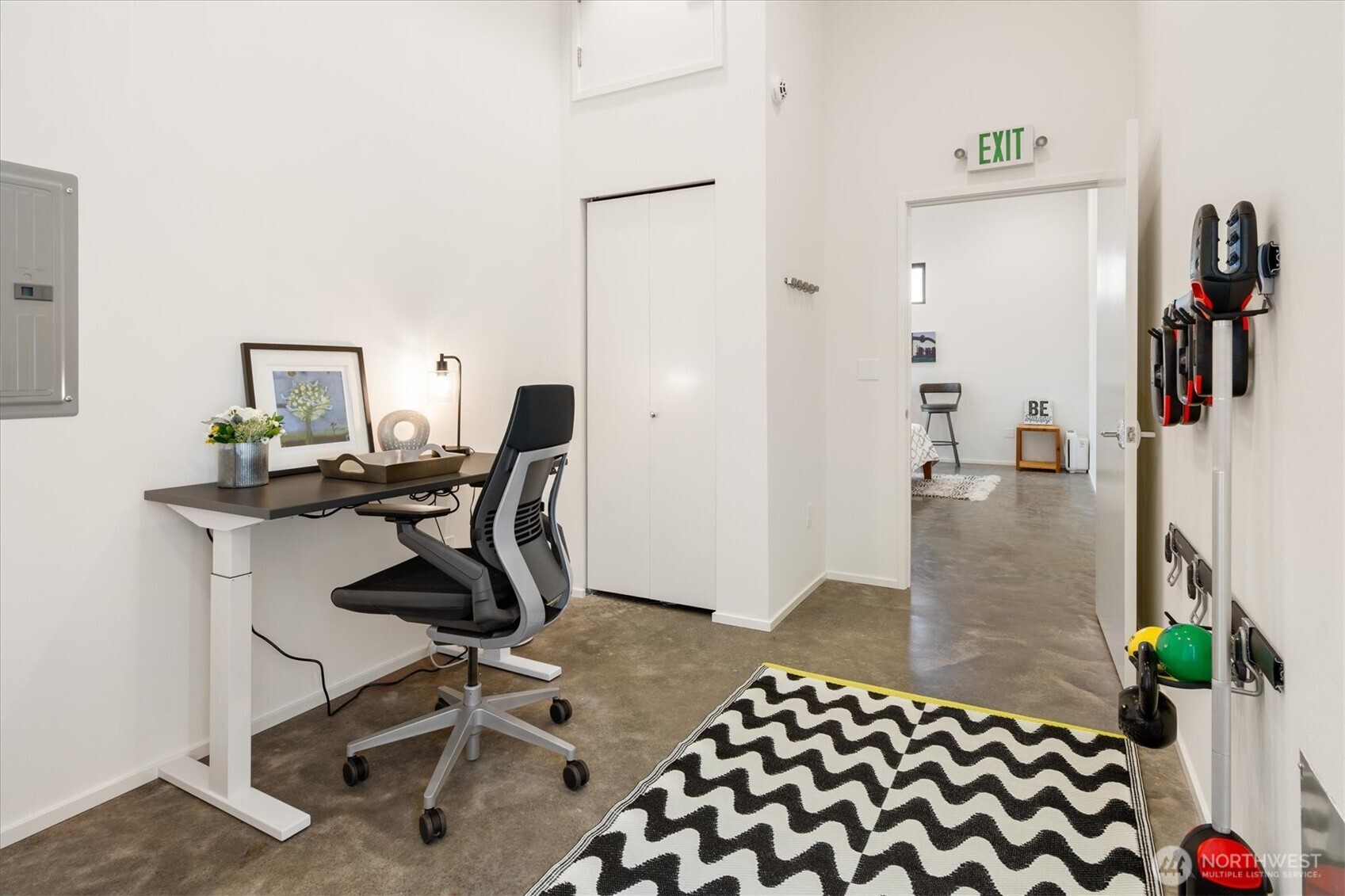 551 28th Avenue , Seattle, WA 98122