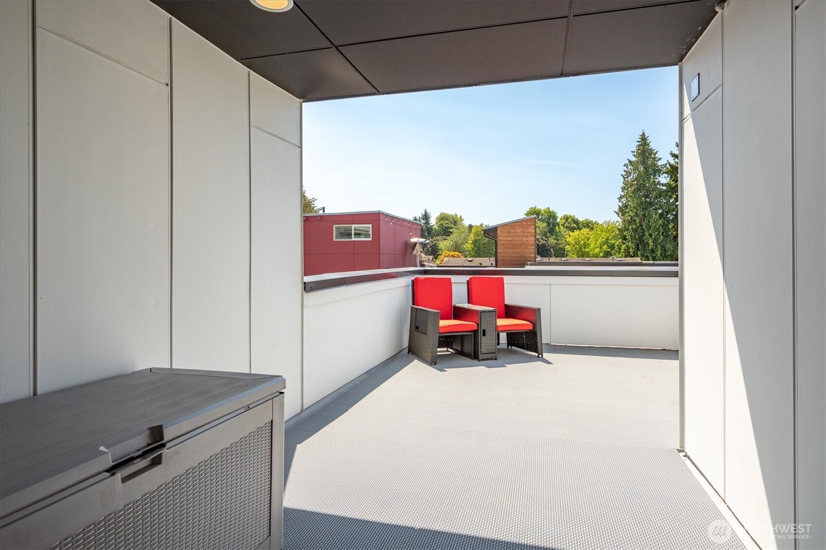 551 28th Avenue , Seattle, WA 98122