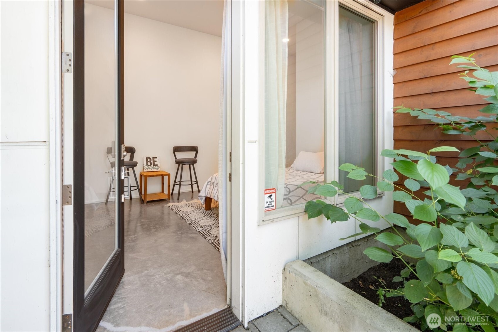 551 28th Avenue , Seattle, WA 98122