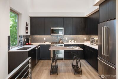 551 28th Avenue , Seattle, WA 98122 - Photo 4