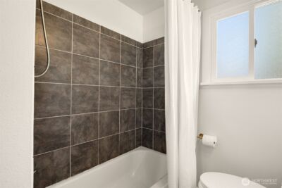 935 N 92nd Street , Seattle, WA 98103 - Photo 15