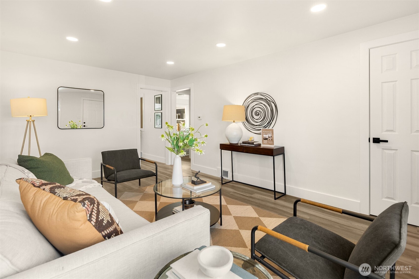 935 N 92nd Street , Seattle, WA 98103