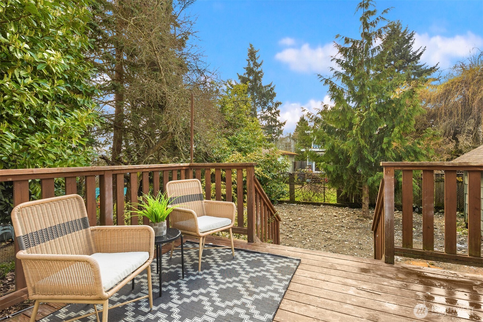 935 N 92nd Street , Seattle, WA 98103