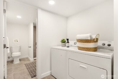 935 N 92nd Street , Seattle, WA 98103 - Photo 27