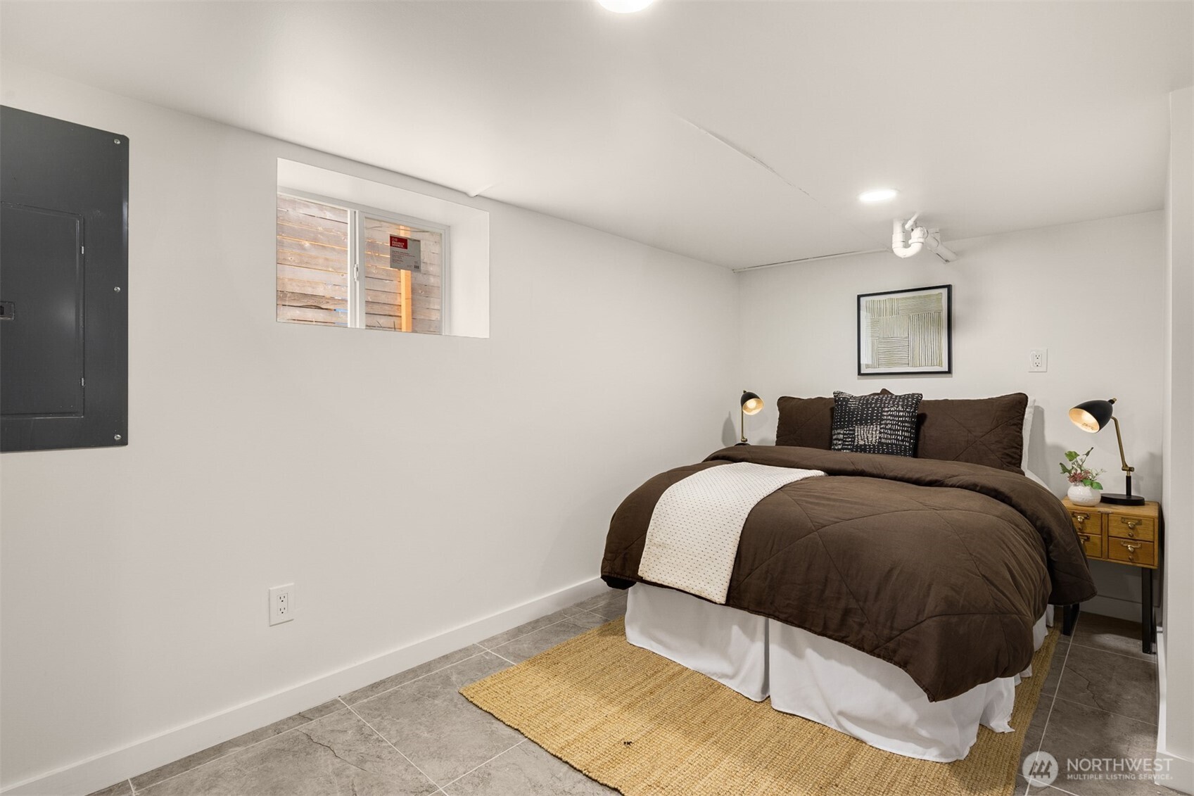 935 N 92nd Street , Seattle, WA 98103