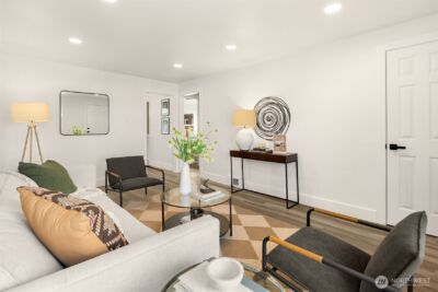 935 N 92nd Street , Seattle, WA 98103 - Photo 3