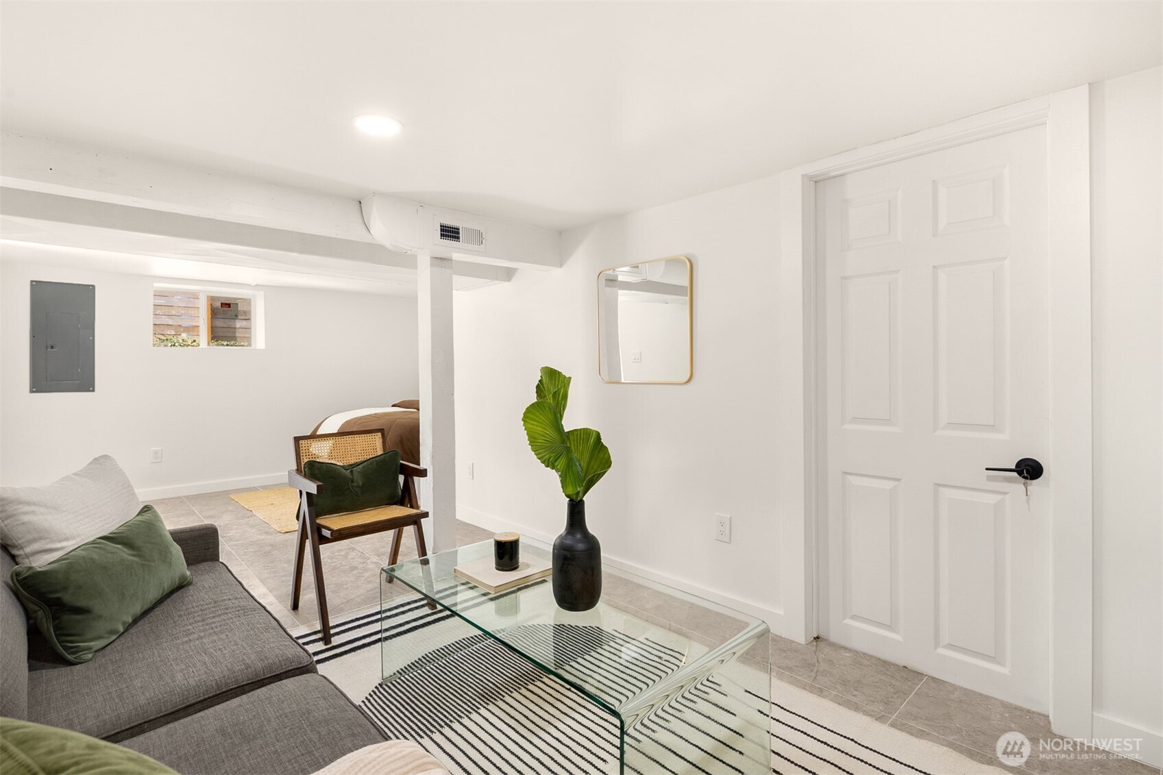 935 N 92nd Street , Seattle, WA 98103