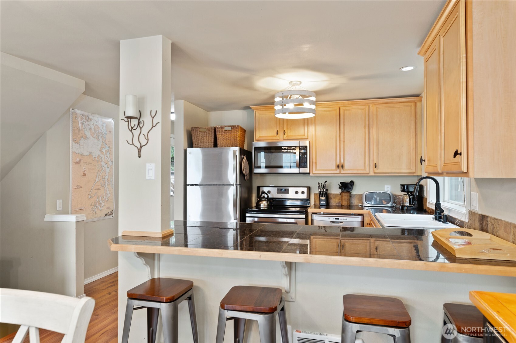 211 E Shoreline Lane , Shelton, WA 98584