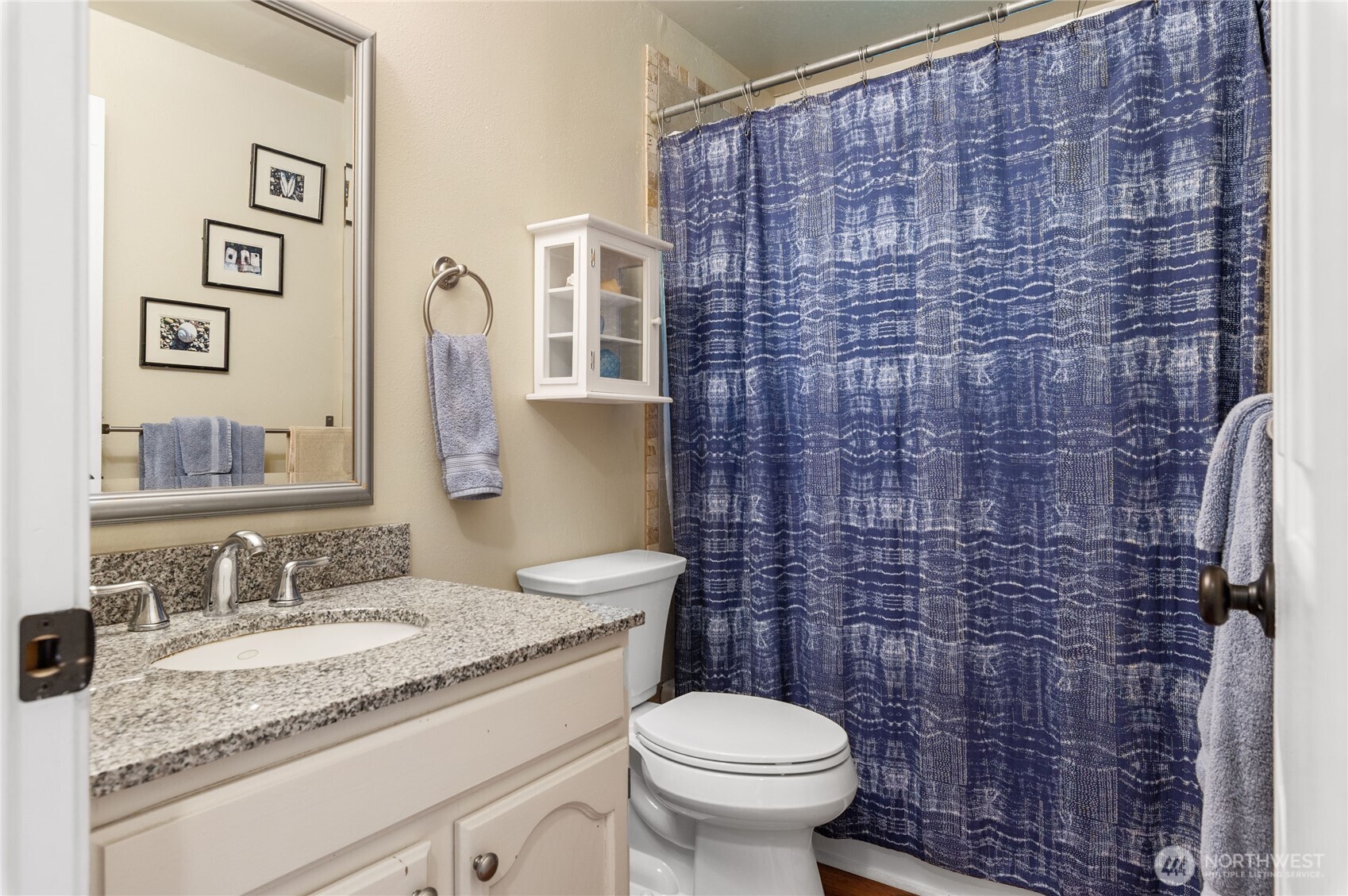 211 E Shoreline Lane , Shelton, WA 98584