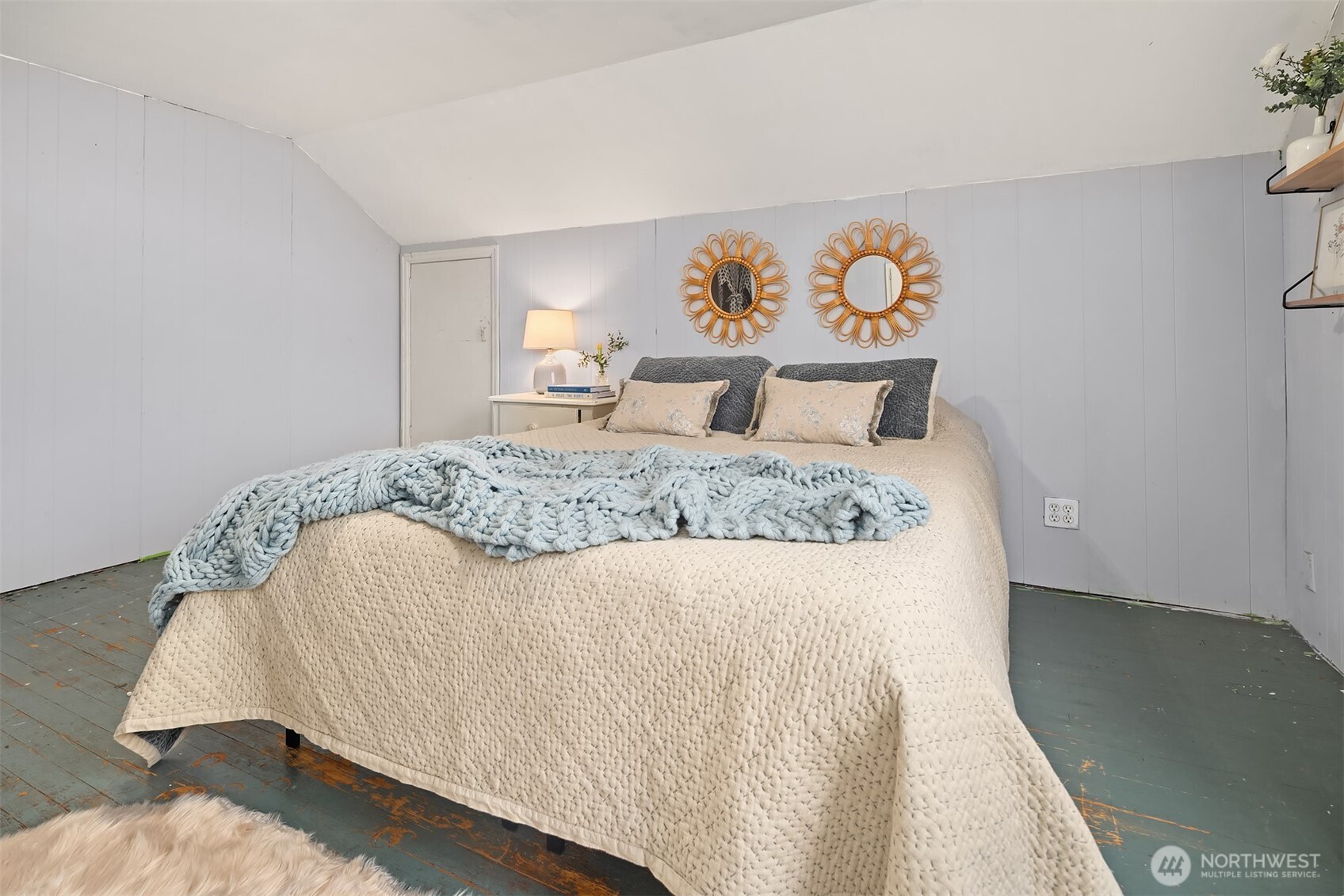 627 Madison Street , Everett, WA 98203