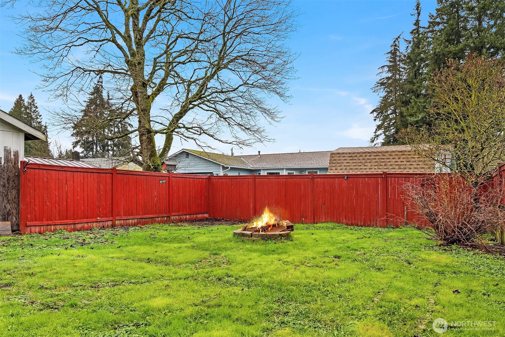 627 Madison Street , Everett, WA 98203