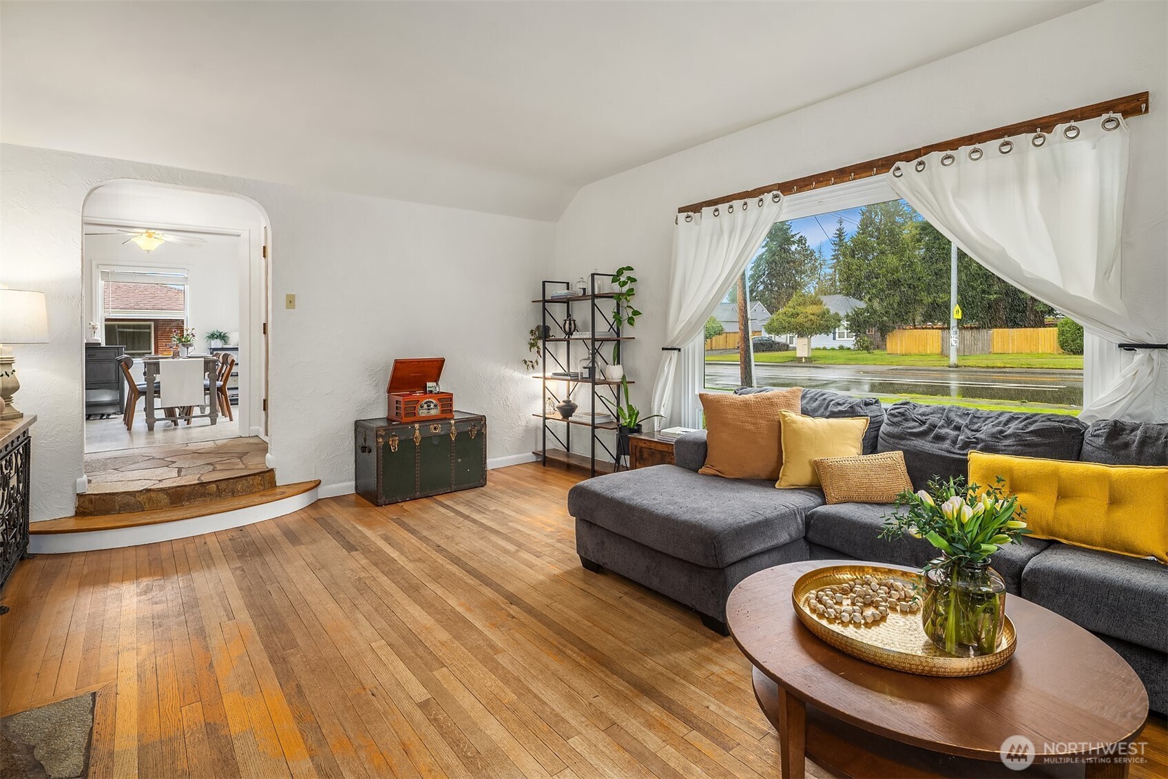 627 Madison Street , Everett, WA 98203