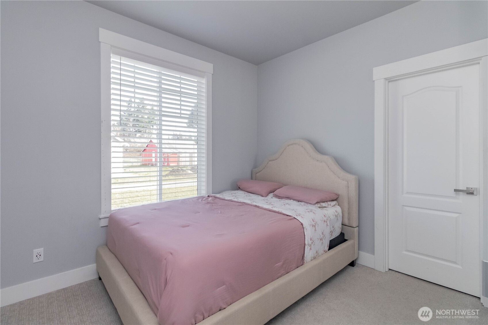 9409 9th Avenue Ct E, Tacoma, WA 98445