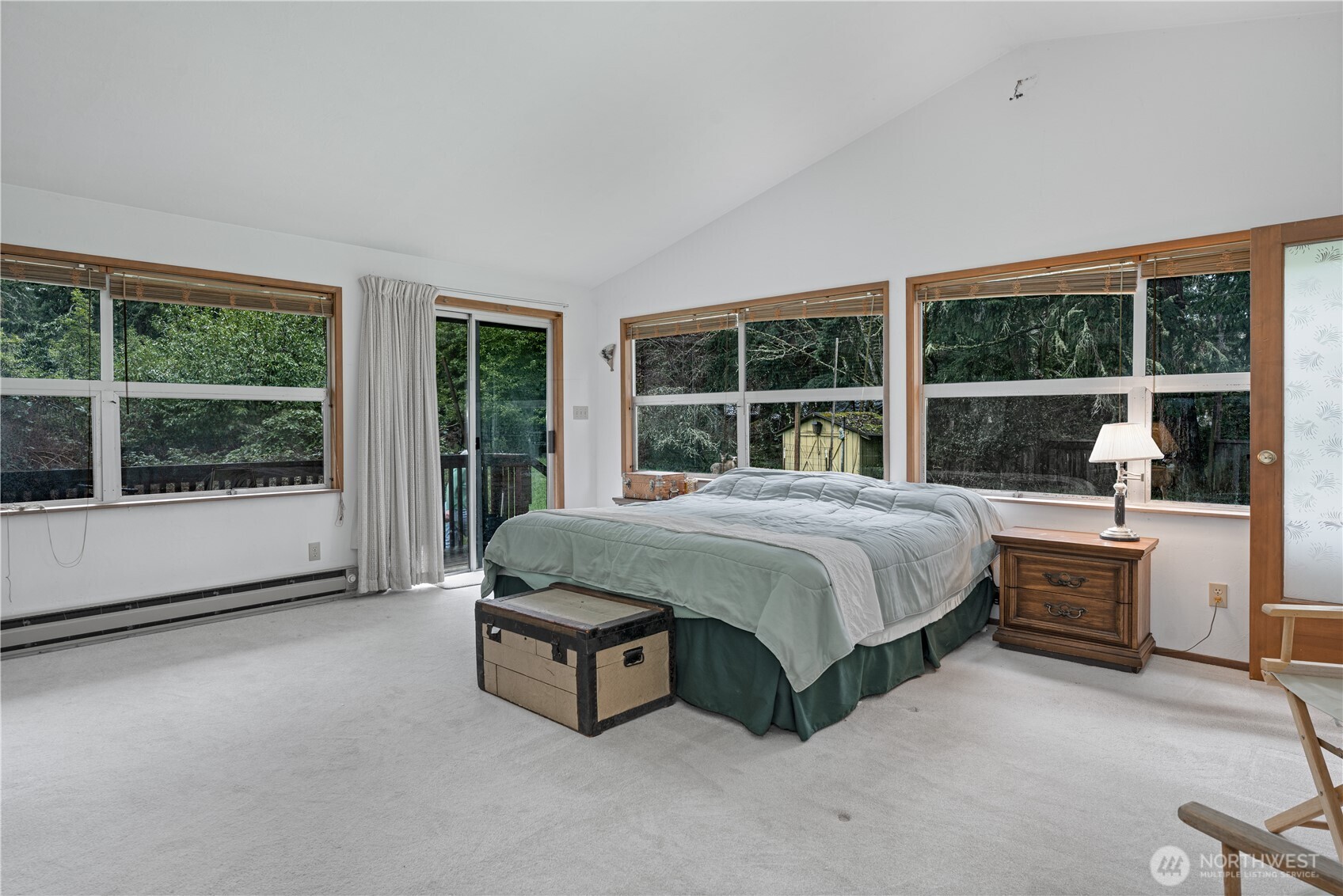 402 E Madrona Boulevard NW, Lakebay, WA 98349