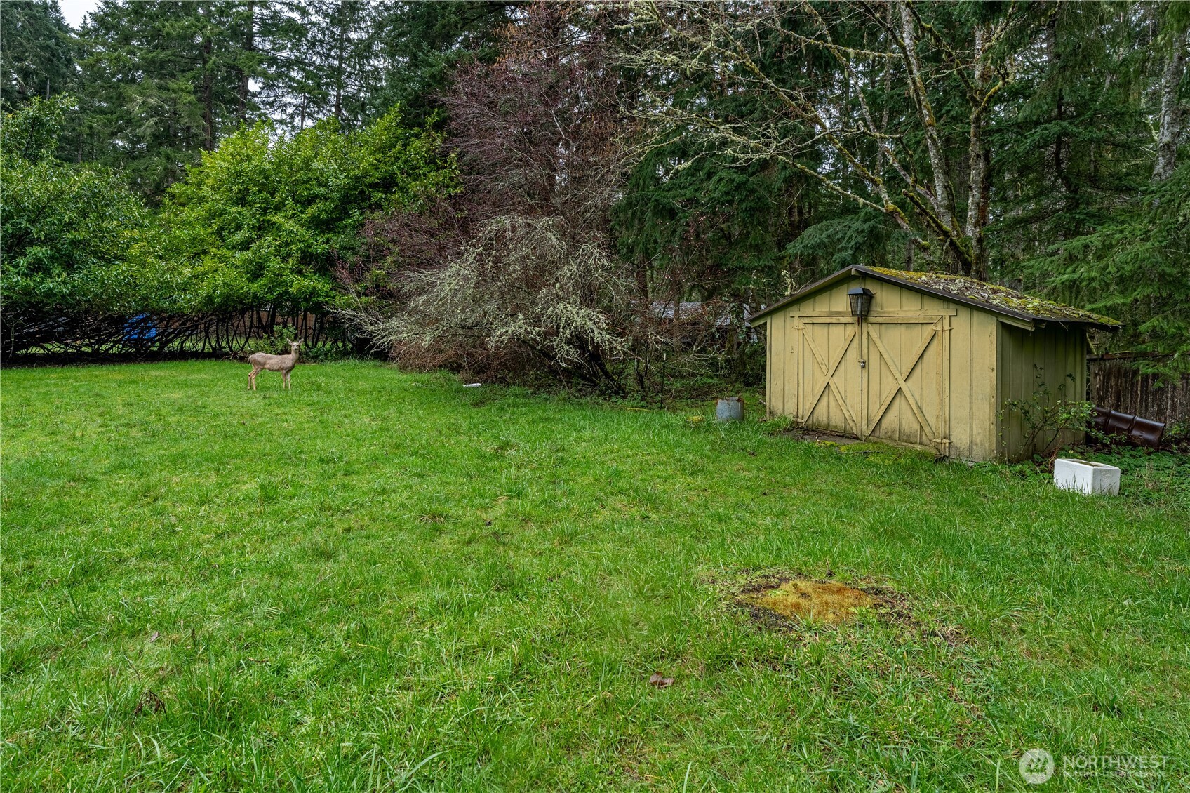 402 E Madrona Boulevard NW, Lakebay, WA 98349
