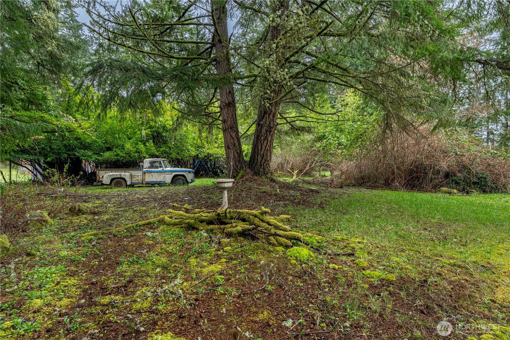 402 E Madrona Boulevard NW, Lakebay, WA 98349