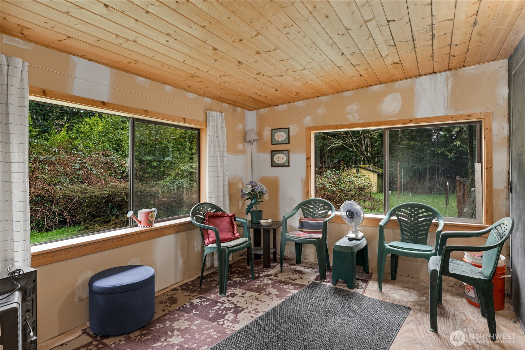 402 E Madrona Boulevard NW, Lakebay, WA 98349