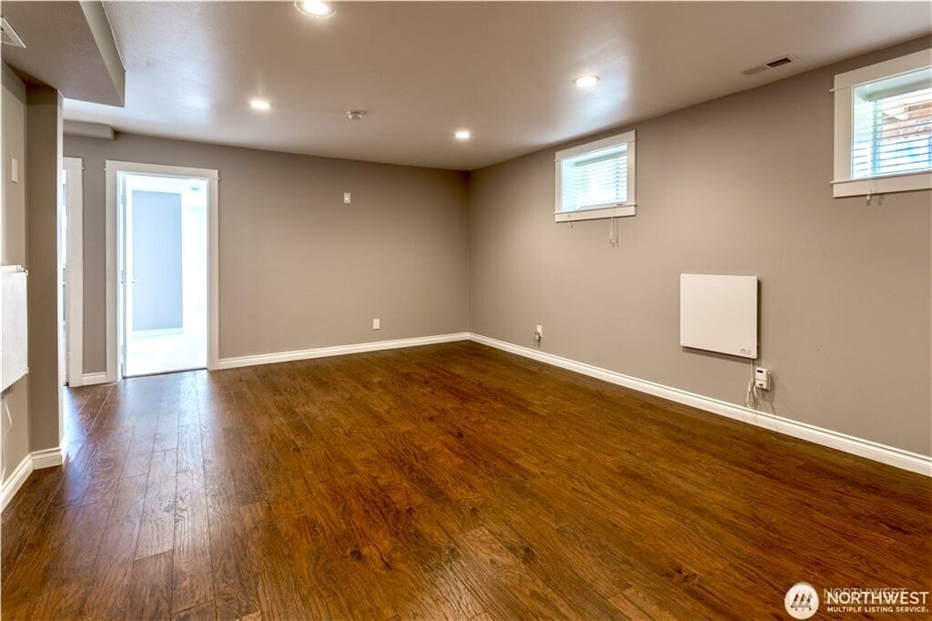2241 S 252nd Street , Des Moines, WA 98198-9060