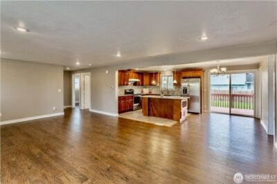 2241 S 252nd Street , Des Moines, WA 98198-9060 - Photo 9