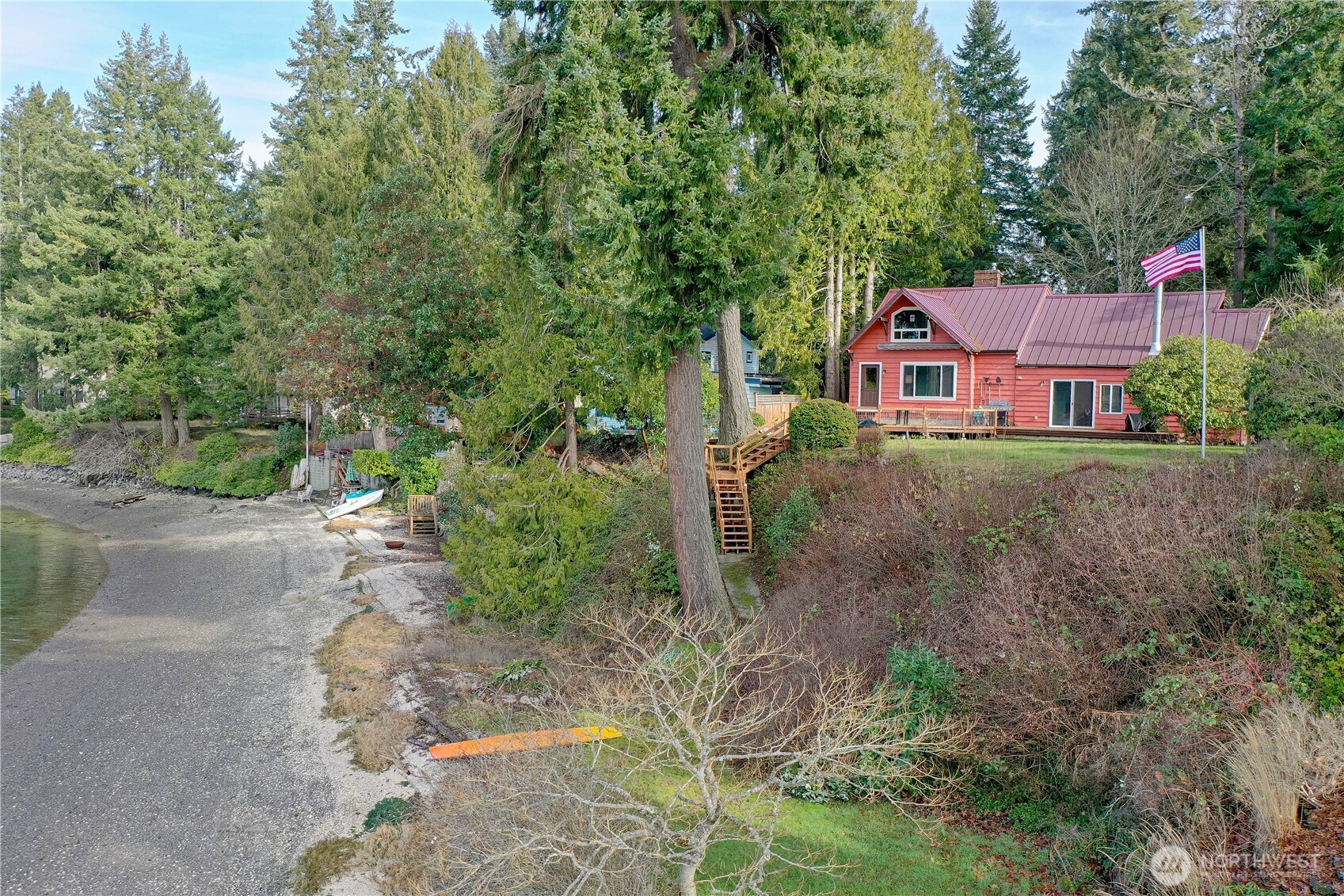 2735 Marine Drive , Bremerton, WA 98312