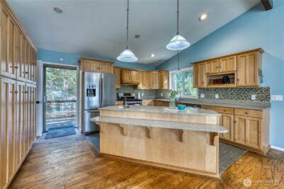 2735 Marine Drive , Bremerton, WA 98312 - Photo 7