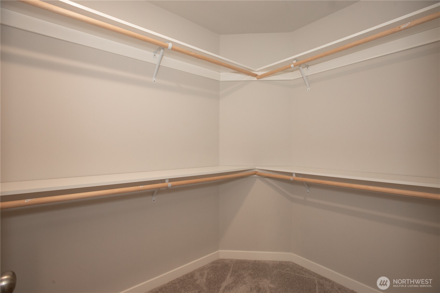 17643 Loop Lane SE, Yelm, WA 98597