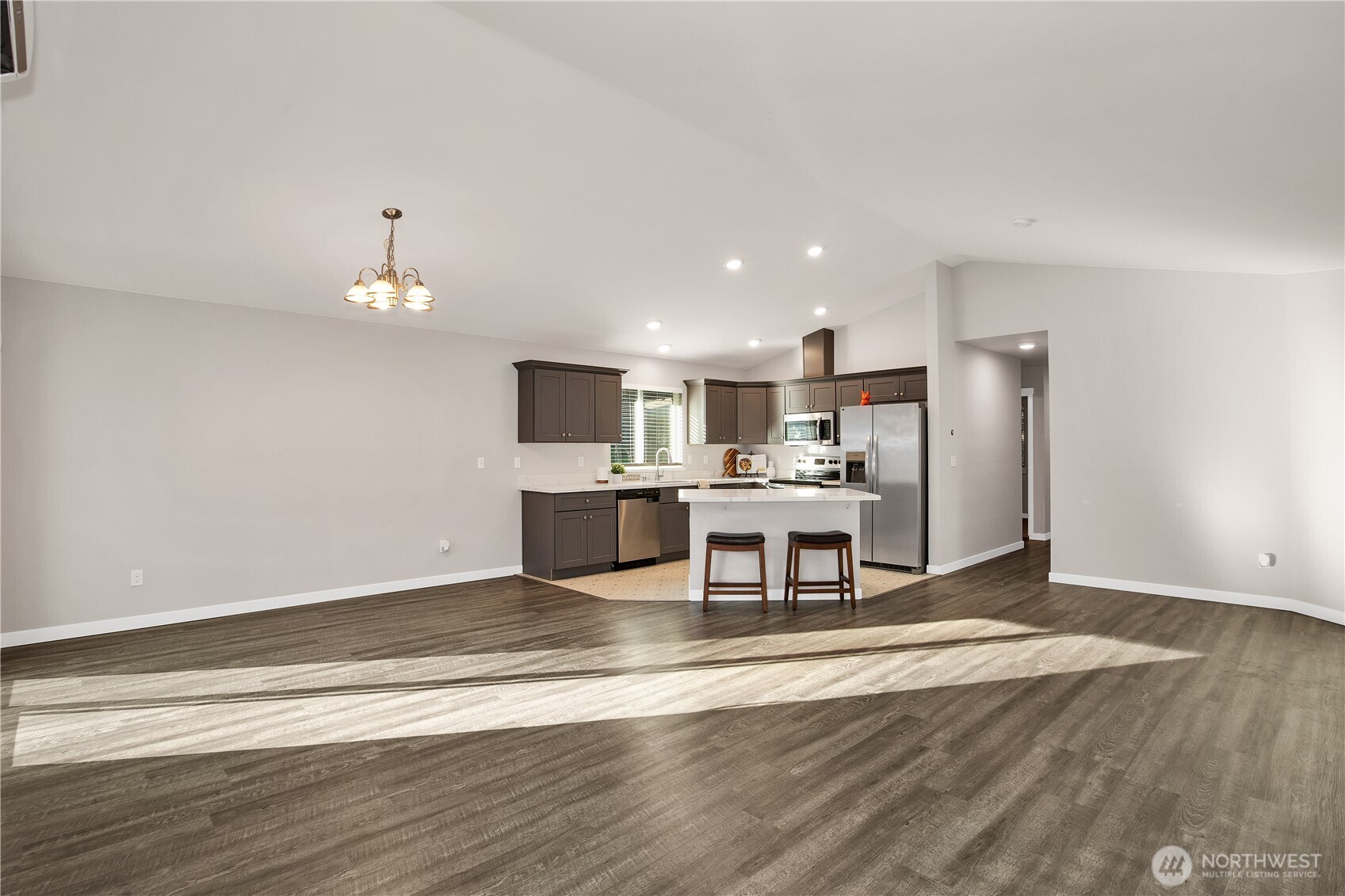 17643 Loop Lane SE, Yelm, WA 98597