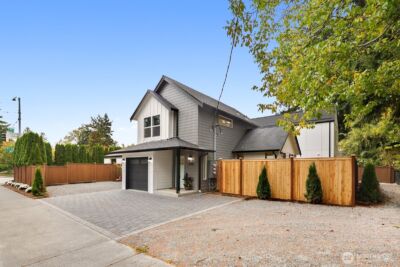 13005 1st Avenue NE, Seattle, WA 98125 - Photo 6