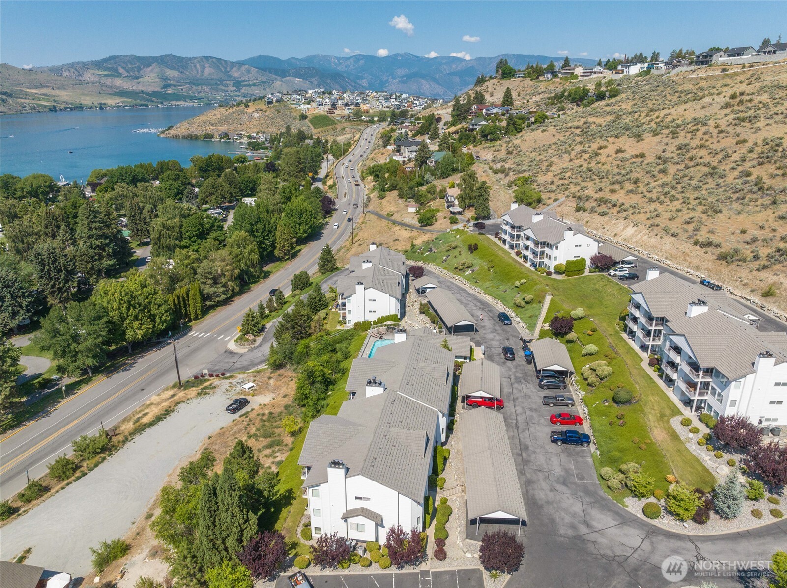 808 W Manson Road #B102, Chelan, WA 98816