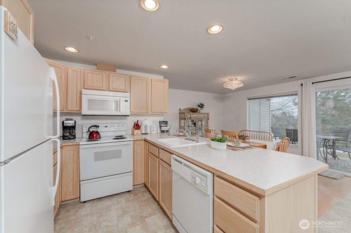 808 W Manson Road #B102, Chelan, WA 98816