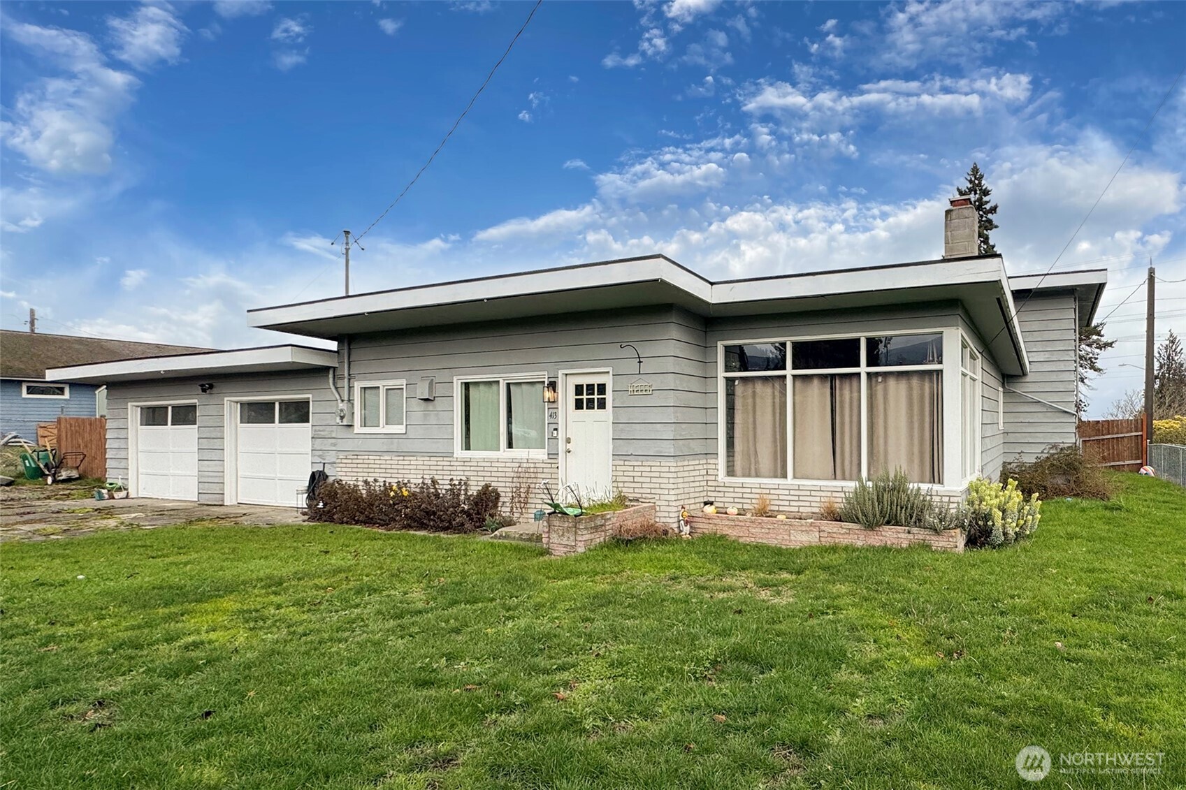 413 E Orcas Avenue , Port Angeles, WA 98362