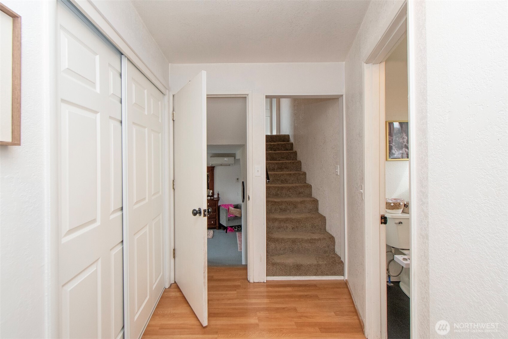 413 E Orcas Avenue , Port Angeles, WA 98362