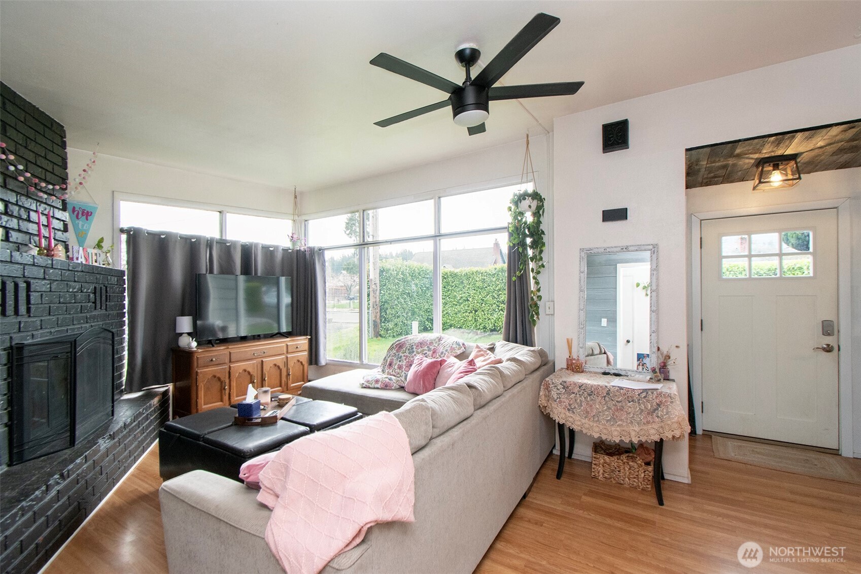 413 E Orcas Avenue , Port Angeles, WA 98362