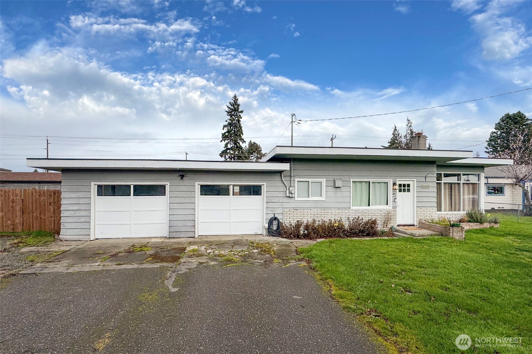 413 E Orcas Avenue , Port Angeles, WA 98362