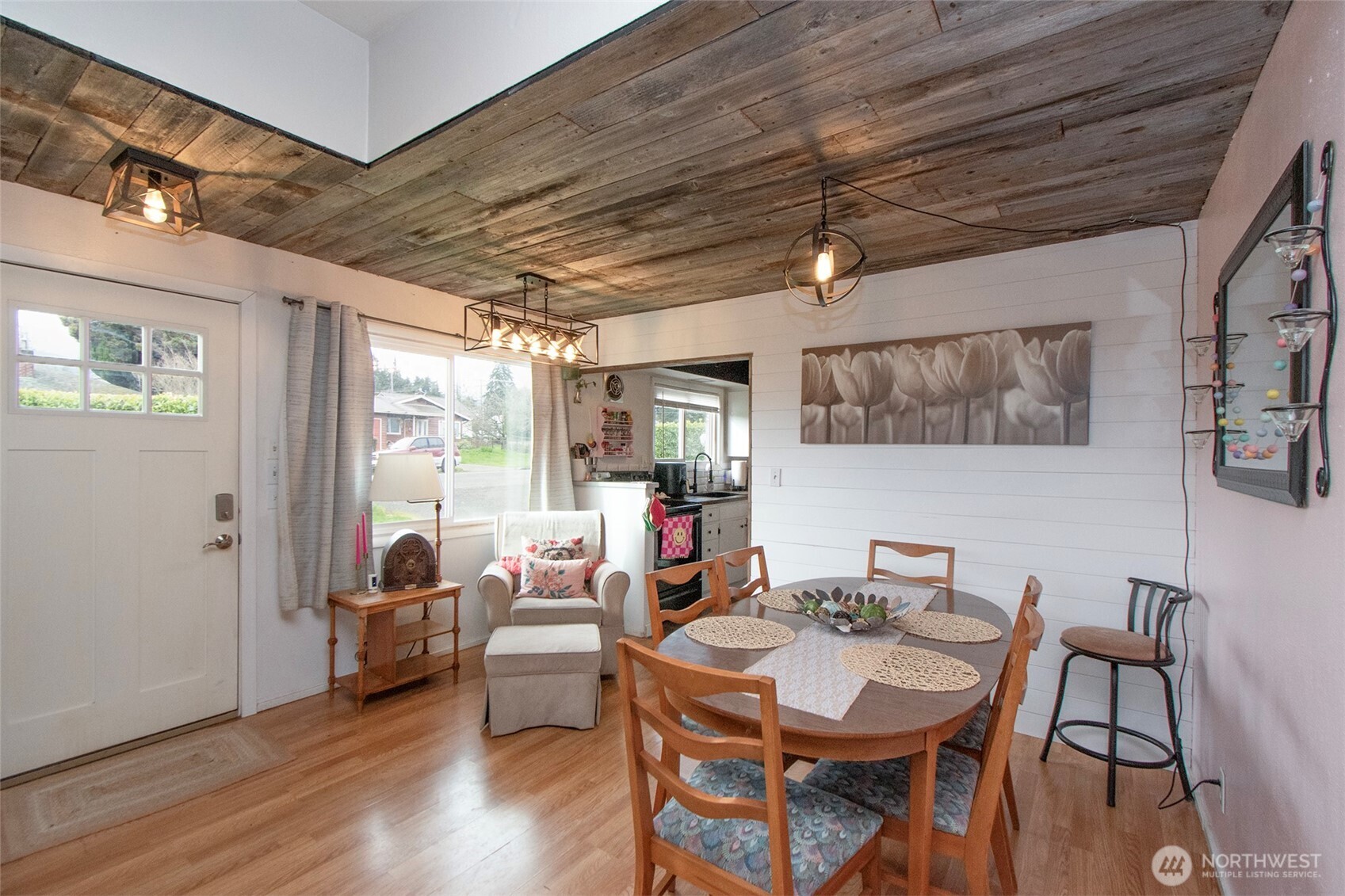 413 E Orcas Avenue , Port Angeles, WA 98362