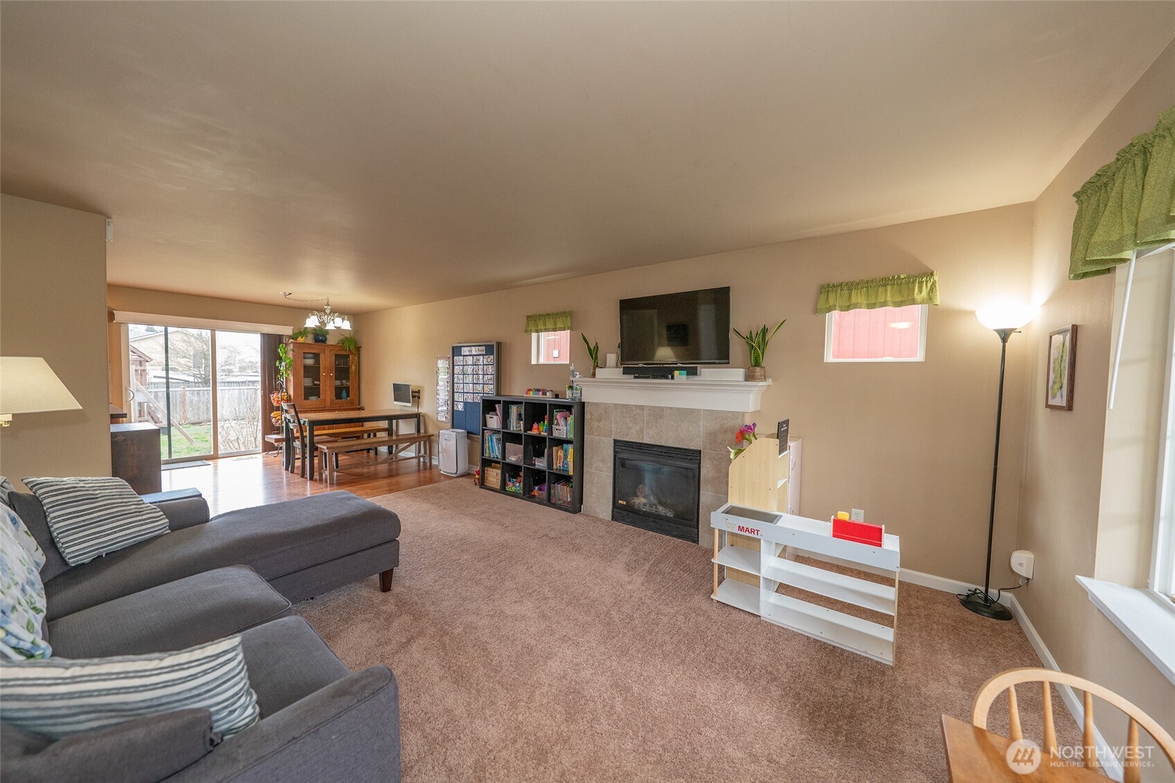 9236 Carys Street SE, Yelm, WA 98597