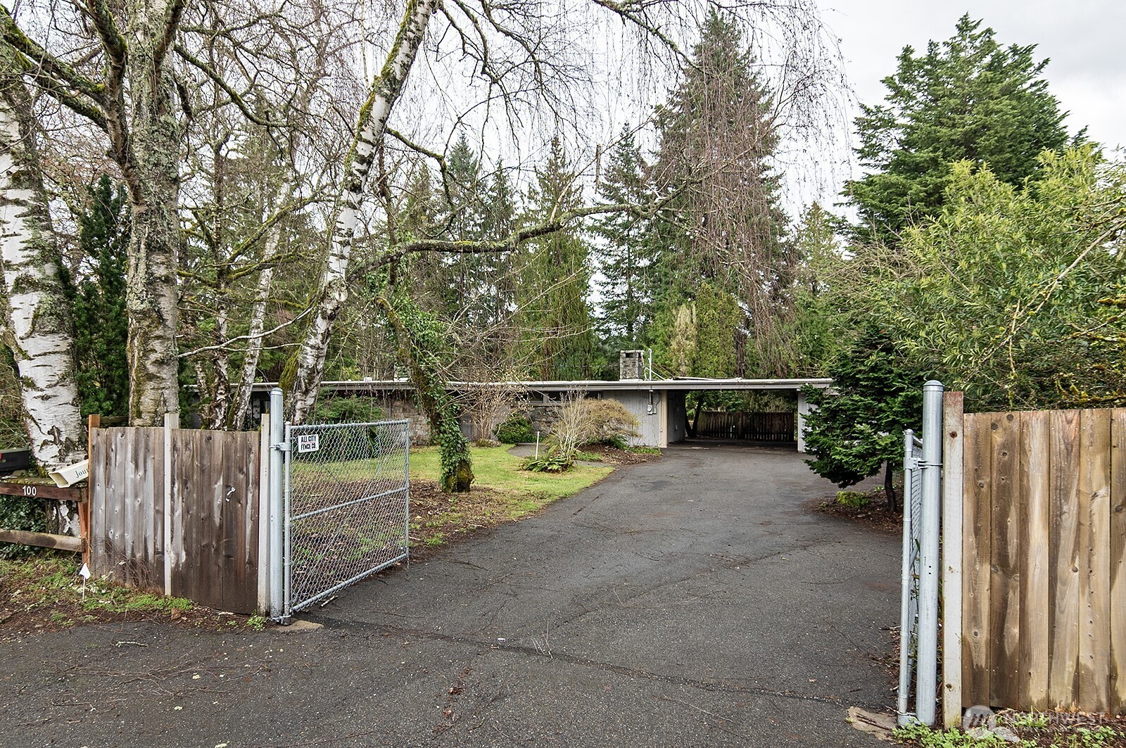 700 Reiten Road , Kent, WA 98030