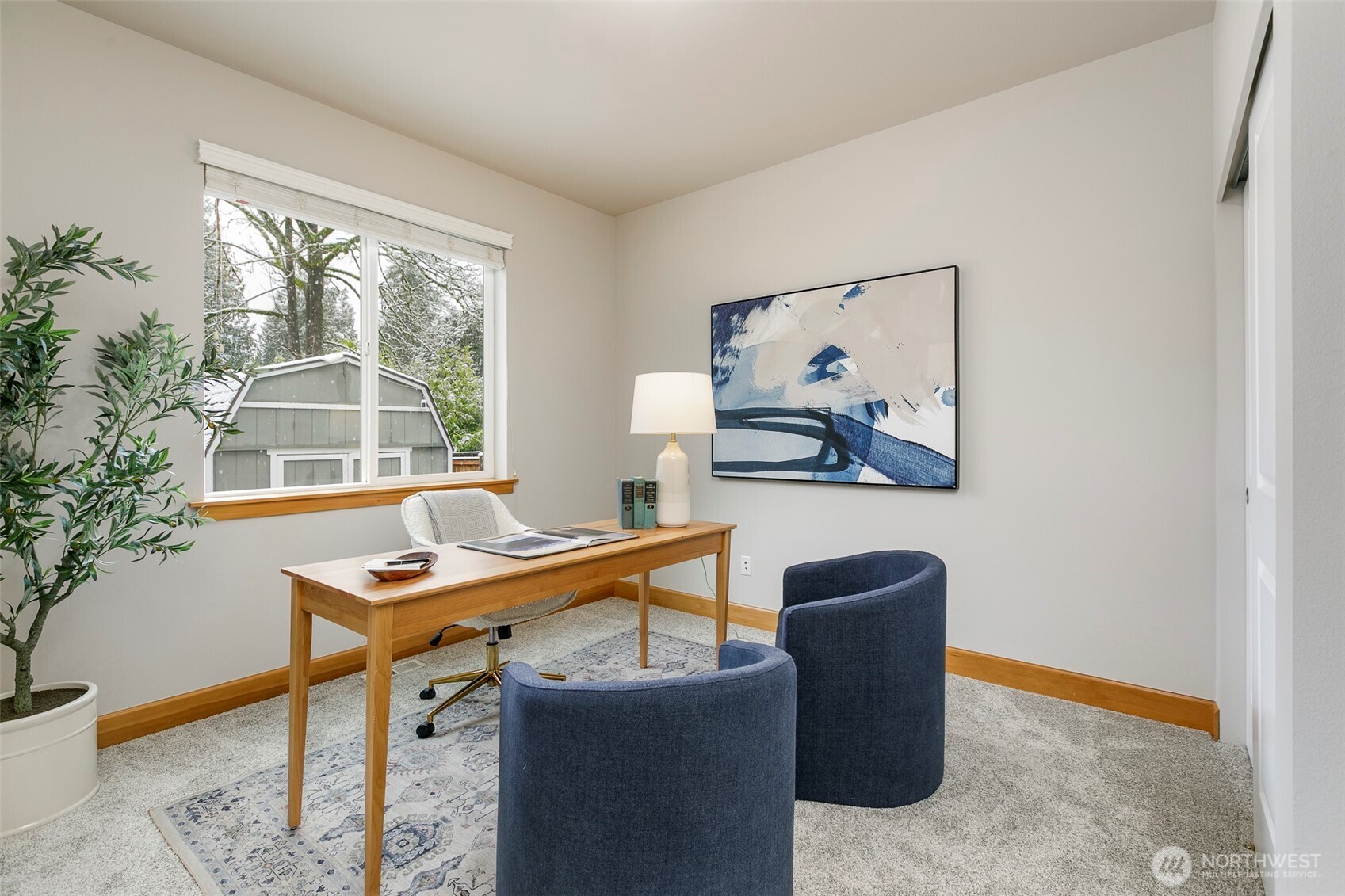 19923 10th Avenue W, Lynnwood, WA 98036